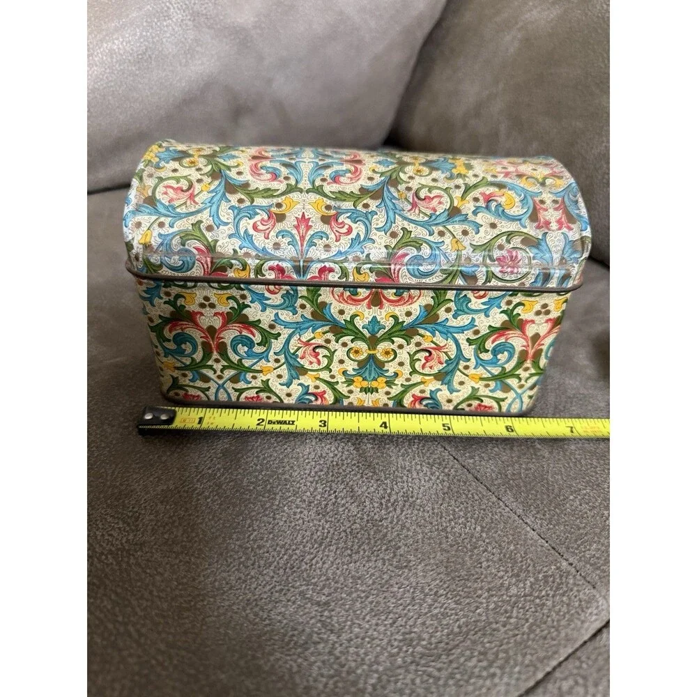 Vintage Floral Fabric Covered Decorative Storage Box – Hinged Lid